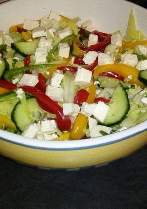 A picture of Greek salad.