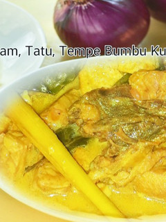 Foto resep Ayam,Tahu, Tempe Bumbu Kuning Kuah Susu