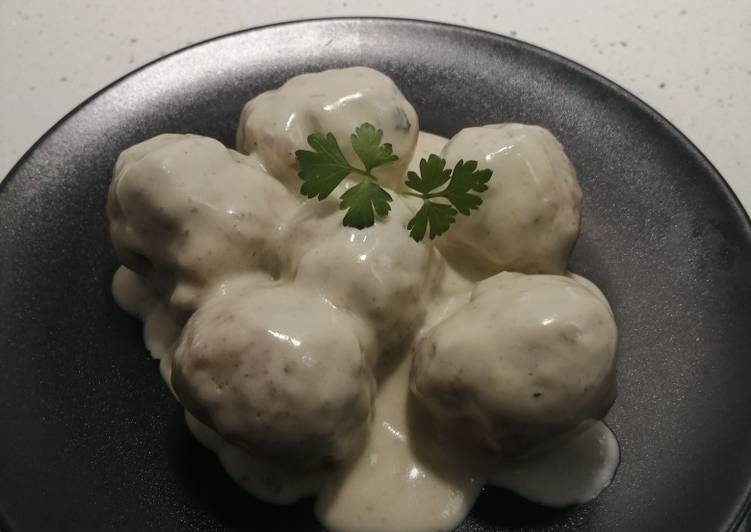 Albóndigas de pollo al roquefort