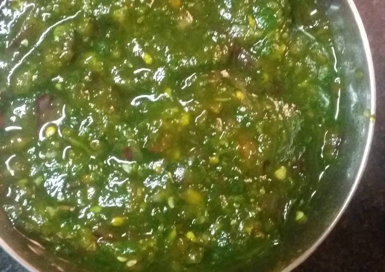 Steps to Make Homemade Coriander chutney