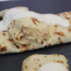Una foto de Crepes relleno de frutos del mar
