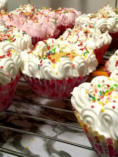 Una foto de Magdalenas rellenas de leche condensada