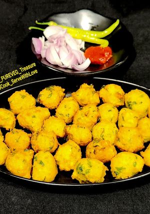 A picture of Moong Dal Pakora.