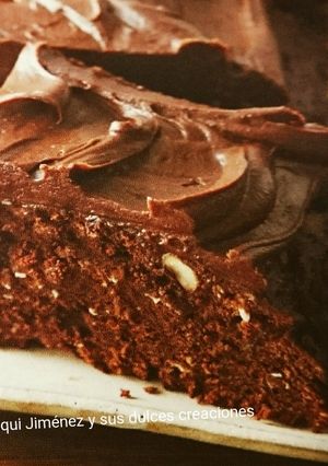 Foto principal de Tarta de chocolate, zanahoria y nueces