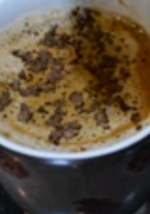 A picture of Regular Instant coffee.