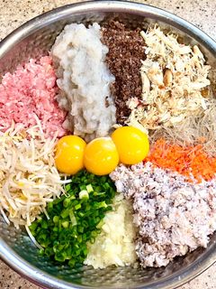 Hình của món Chả nem tôm cua bề bề.