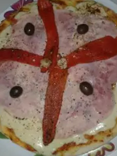 Una foto de Pizzas🍕🍕🍕🍕
