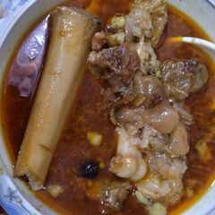 A picture of Bade gosht ke paye.