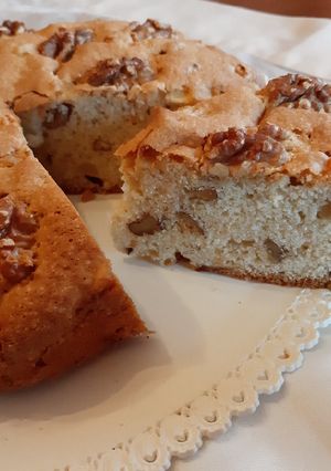 Foto di Torta autunnale con mele e noci
