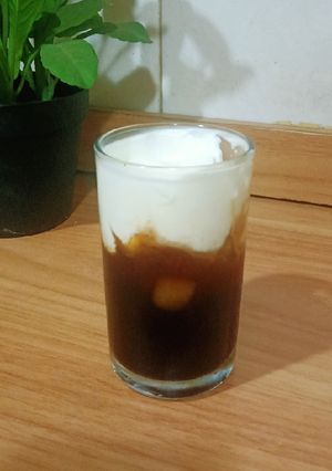 Foto resep Einspänner / Viennese Coffee yang populer di Korea