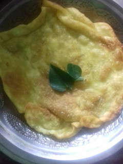 பொறித்த பரோட்டா (Poritha parota recipe in tamil) செய்முறை முக்கிய புகைப்படம்