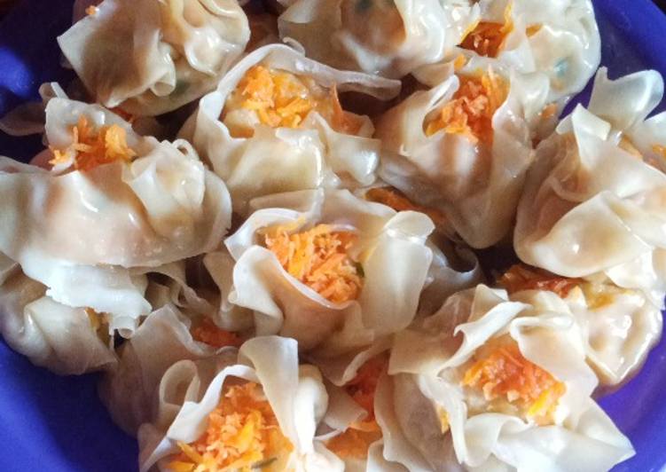 Resep Dimsum ayam kulit pangsit ala rumahan yang Bisa Manjain Lidah