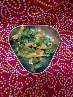 ભીંડા બટાકા નું શાક(bhinda nu saak in Gujarati) રેસીપી મુખ્ય ફોટો