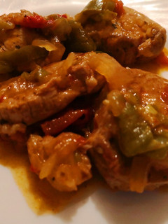 Una foto de Solomillo en salsa de pimientos