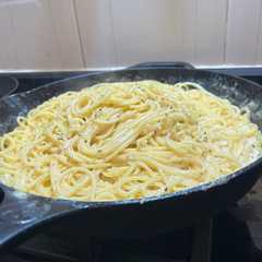 Una foto de Pasta al limón
