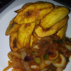 A picture of Plantain with spring onion stew.