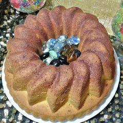 A picture of BUNDT CAKE 💖💖💖.