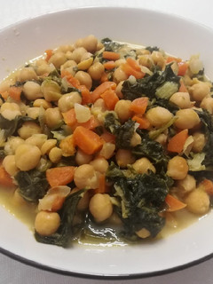 Una foto de Garbanzos con espinacas🥬