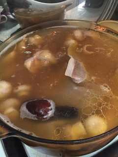 肉骨茶磨菇雞湯 的食譜成品照片