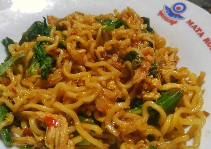 Resep Mie goreng ayam pedas, Bisa Manjain Lidah