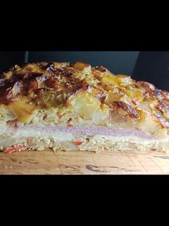 Una foto de 🥔Tortilla rellena, AL HORNO