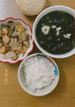 Hình của món Thịt rang tôm nõn chua ngọt.