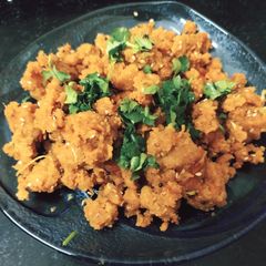A picture of Lauki muthiya / Bottle gourd muthiya.