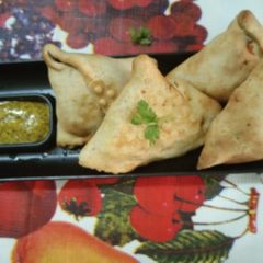 A picture of Carrot  And Paneer Samosa In Air Fryer.