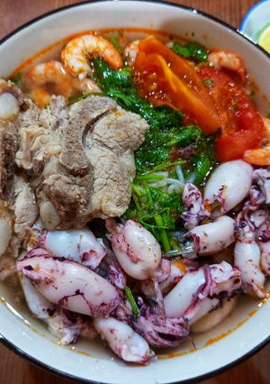 Hình của món Bún hải sản đơn giản.