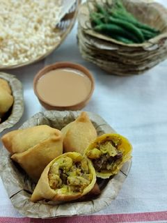 ফুলকপির সিঙ্গাড়া(Fulkopir Singara Recipe In Bengali) রেসিপির প্রধান ছবি