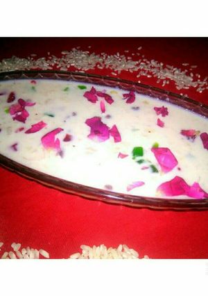 A picture of Rice kheer.