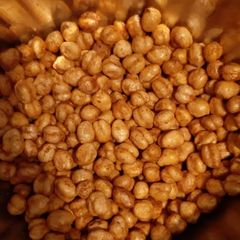 Fried and flavoured Chickpeas A picture of Fried and flavoured Chickpeas.