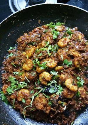 A picture of Prawns tava fry.