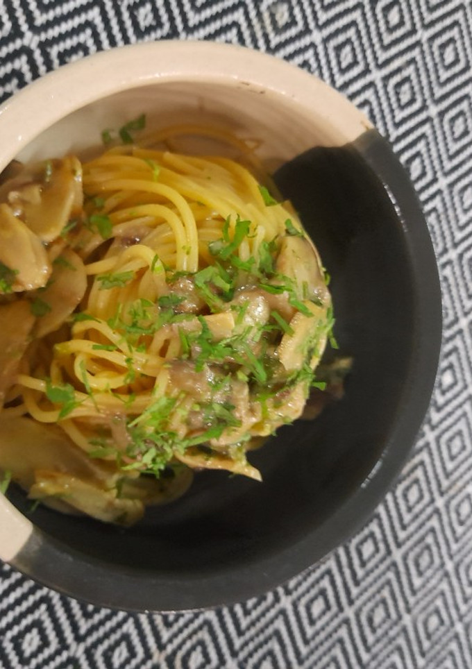 Una foto de Spaghetti con setas