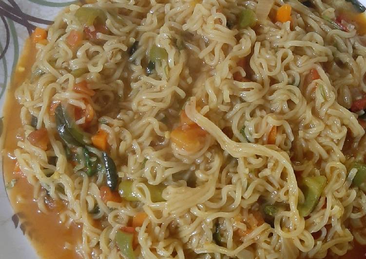 Simple Way to Make Homemade Spicy maggie with lots of veggies