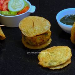 A picture of Moong Chilla Sliders.