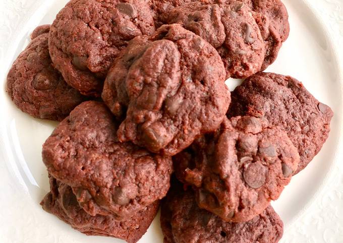 Red Velvet chewy cookies