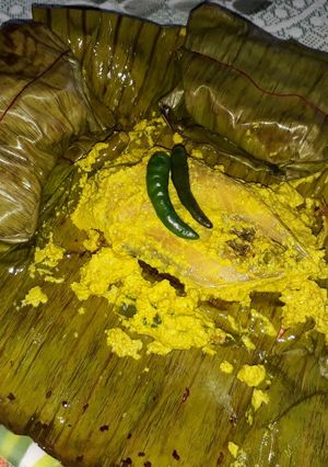 ইলিশ মাছের পাতুরি(elish macher paturi recipe in bengali) রেসিপির প্রধান ছবি
