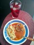 Chamorro de cerdo en caldo