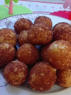 Una foto de Bolitas de queso!Fácil de hacer y muy ricas!