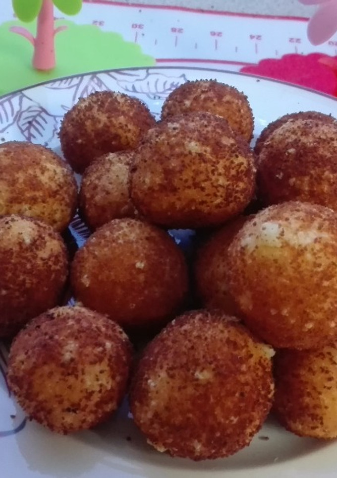 Una foto de Bolitas de queso!Fácil de hacer y muy ricas!