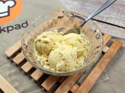 Una foto de helado fácil de mango
