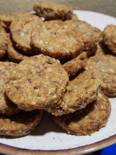 Una foto de Galletitas integrales con mix de semillas