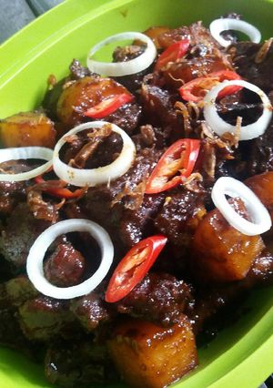 Foto resep Semur Daging ala Rin Lily