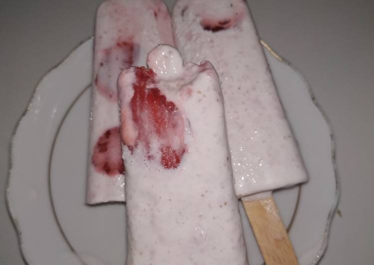 Strawberry icecream keto