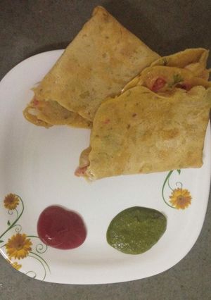 A picture of Stuffed besan Chilla.