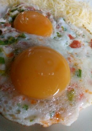 Una foto de Huevos Diferentes