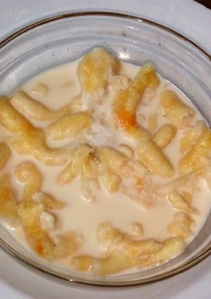 A picture of Doodh jalebi.