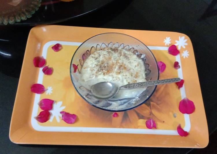 Shreekhand with almond and cardmom