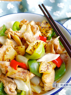 《子薑鳳梨炒雞片》 的食譜成品照片